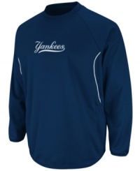 Round the bases and head for home. You'll knock sporty style and comfort out of the park in this New York Yankees MLB fleece with Therma Base technology from Majestic. Round the bases and head for home. You'll knock sporty style and comfort out of the park in this New York Yankees MLB fleece with Therma Base technology from Majestic.