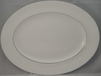 Wedgwood Signet Platinum Oval Platter 14 Wedgwood Signet Platinum Oval Platter 14