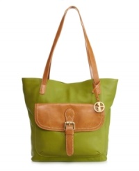 A pebble-textured leather combines with heavy stitching and a store-anything tote silhouette on this Giani Bernini design. A perfectly placed front pocket adds extra convenience. A pebble-textured leather combines with heavy stitching and a store-anything tote silhouette on this Giani Bernini design. A perfectly placed front pocket adds extra convenience.