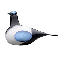Professor Oiva Toikka's Birds embody Iittala's commitment to craftsmanship and imagination, deviating from the streamlined aesthetic of Scandinavian design in imaginative, rich and bold ways. Each design incorporates new color combinations and techniques for one-of-a-kind beauty, collected by those of refined taste worldwide. Professor Oiva Toikka's Birds embody Iittala's commitment to craftsmanship and imagination, deviating from the streamlined aesthetic of Scandinavian design in imaginative, rich and bold ways. Each design incorporates new color combinations and techniques for one-of-a-kind beauty, collected by those of refined taste worldwide.