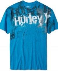 Cool mixed graphics decorate this Hurley tee for a fresh style. Cool mixed graphics decorate this Hurley tee for a fresh style.