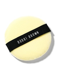 Use the Bobbi Brown Powder Puff to evenly apply Face Powder or Sheer Finish Loose Powder. Use the Bobbi Brown Powder Puff to evenly apply Face Powder or Sheer Finish Loose Powder.