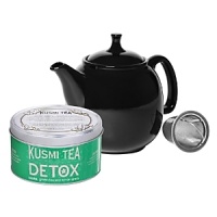 Set comes with a Chantal 30 oz. teapot with stainless steel mesh infuser and one 4.4 oz. tin of premium Detox Tea by Kusmi Tea of Paris. Set comes with a Chantal 30 oz. teapot with stainless steel mesh infuser and one 4.4 oz. tin of premium Detox Tea by Kusmi Tea of Paris.