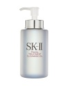 This gentle cleansing oil features a 'Lock and Lift' formulation which allows oil to transform with water to gently lift away make-up and impurities from the skin. SK II's Facial Treatment Cleansing Oil leaves your skin feeling soft and fresh.Apple on dry skin. Gently massage 2-3 pumps of oil over entire face and neck with fingertips to melt away make-up. Rinse with lukewarm water. Oil will emulsify into a milky white color as it washes away. Pat dry.