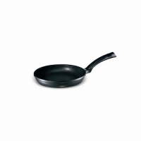 Berndes SignoCast Classic 8-Inch Skillet Berndes SignoCast Classic 8-Inch Skillet