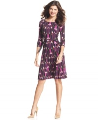 Accentuate your figure in Ellen Tracy's flattering A-line dress. (Clearance) Accentuate your figure in Ellen Tracy's flattering A-line dress. (Clearance)