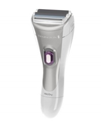 Smooth to the touch. Kiss skin irritation goodbye with the professional approach of this close-shave razor. An aloe vera moisturizing strip nourishes and revitalizes skin, while getting up close and personal with independent pivoting head and massaging comfort tips that tackle tricky, hard-to-reach areas. 2-year limited warranty. Smooth to the touch. Kiss skin irritation goodbye with the professional approach of this close-shave razor. An aloe vera moisturizing strip nourishes and revitalizes skin, while getting up close and personal with independent pivoting head and massaging comfort tips that tackle tricky, hard-to-reach areas. 2-year limited warranty.