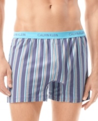 Keep it cool, comfortable and classic with these woven striped boxers from Calvin Klein. Keep it cool, comfortable and classic with these woven striped boxers from Calvin Klein.