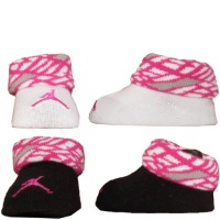 Nike Jordan Baby Booties Newborn Infant Socks Size 0-6 M Great Baby Gift Set Pink White Gray Nike Jordan Baby Booties Newborn Infant Socks Size 0-6 M Great Baby Gift Set Pink White Gray