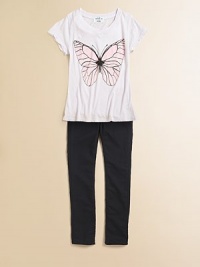 A basic tee gets edgy and pretty all at once with a frayed, holey look and colorful butterfly print.V-neckShort sleevesFrayed, holey hemCottonMachine washMade in the USA A basic tee gets edgy and pretty all at once with a frayed, holey look and colorful butterfly print.V-neckShort sleevesFrayed, holey hemCottonMachine washMade in the USA