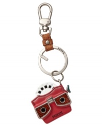 Fossil pays homage to classic View-Masters with this View Finder key fob. Clip it to your favorite key chain for a throwback style you'll love to show off. Fossil pays homage to classic View-Masters with this View Finder key fob. Clip it to your favorite key chain for a throwback style you'll love to show off.
