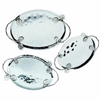 Michael Aram's Botanical Oval Leaf tray is a celebration of fine and decorative art. Inspired by nature, and handcrafted of stainless steel and nickelplated bronze. Available 20 X 12. Michael Aram's Botanical Oval Leaf tray is a celebration of fine and decorative art. Inspired by nature, and handcrafted of stainless steel and nickelplated bronze. Available 20 X 12.