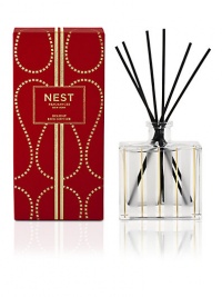 The aroma of a sparkling season is created by blending pomegranate, Mandarin orange, pine, cloves and cinnamon with a hint of vanilla and amber. The diffusers are carefully crafted with the highest quality fragrance oils and are designed to continuously fill your home with a lush, memorable fragrance.Our alcohol-free formula releases fragrance slowly and evenly into the air for approximately 90 days. To intensify the fragrance, occasionally flip the reeds over. 5.9 oz. The aroma of a sparkling season is created by blending pomegranate, Mandarin orange, pine, cloves and cinnamon with a hint of vanilla and amber. The diffusers are carefully crafted with the highest quality fragrance oils and are designed to continuously fill your home with a lush, memorable fragrance.Our alcohol-free formula releases fragrance slowly and evenly into the air for approximately 90 days. To intensify the fragrance, occasionally flip the reeds over. 5.9 oz.