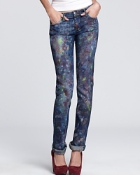 Channel your inner artiste in these BLANKNYC straight-leg jeans, splattered in paint for that just-stepped-out-of-the-studio look. Channel your inner artiste in these BLANKNYC straight-leg jeans, splattered in paint for that just-stepped-out-of-the-studio look.