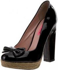 Betsey Johnson Women's Maggi Platform Pump Betsey Johnson Women's Maggi Platform Pump