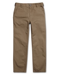 A great alternative to jeans, these basic chinos are perfect for school and casual events. A great alternative to jeans, these basic chinos are perfect for school and casual events.
