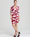 Featuring a punchy print of rich silk jersey, this iconic DIANE von FURSTENBERG wrap dress is an every-season wardrobe staple.