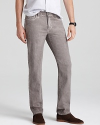 These super cool jeans keep your casual wardrobe in step with the times but ensure a long-lasting style to boot. These super cool jeans keep your casual wardrobe in step with the times but ensure a long-lasting style to boot.