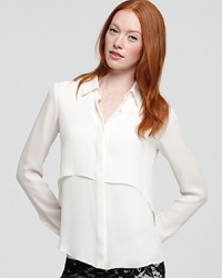 A pristine Theory top rendered in crisp, double-layered silk georgette for business and pleasure. A pristine Theory top rendered in crisp, double-layered silk georgette for business and pleasure.