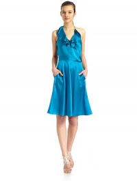 THE LOOKTextured silk designCrossover v-neck with snap closureTiered ruffled necklineSleevelessFlared skirtSide zip closureTHE FITAbout 38 from shoulder to hemTHE MATERIALSilkCARE & ORIGINDry cleanImportedModel shown is 5'10½ (179cm) wearing US size 4. THE LOOKTextured silk designCrossover v-neck with snap closureTiered ruffled necklineSleevelessFlared skirtSide zip closureTHE FITAbout 38 from shoulder to hemTHE MATERIALSilkCARE & ORIGINDry cleanImportedModel shown is 5'10½ (179cm) wearing US size 4.