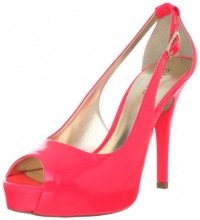 Guess Women's Hondo7 Platform Sandal Guess Women's Hondo7 Platform Sandal
