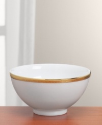 Add the warm glow of gold to your formal table with the classic style of the Grand Buffet Gold dinnerware collection. This graceful cereal bowl is a sophisticated addition to the breakfast or brunch table. Add the warm glow of gold to your formal table with the classic style of the Grand Buffet Gold dinnerware collection. This graceful cereal bowl is a sophisticated addition to the breakfast or brunch table.