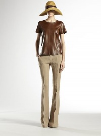 Skinny flared legGucci metal tag detailCanvas linenDry cleanMade in Italy of imported fabricModel shown is 5'11 (180cm) wearing US size 4. Skinny flared legGucci metal tag detailCanvas linenDry cleanMade in Italy of imported fabricModel shown is 5'11 (180cm) wearing US size 4.