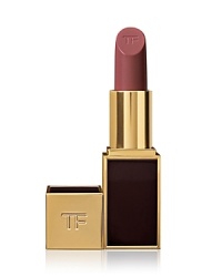 To Tom Ford, there is no more dramatic accessory than a perfect lip. It is the focus of the face and it has the power to define a woman's whole look. Each lip color is Tom Ford's modern ideal of an essential makeup shade. Rare and exotic ingredients including soja seed extract, Brazilian murumuru butter and chamomilla flower oil create an ultracreamy texture with an incredibly smooth application. Specially treated color pigments are blended to deliver pure color with just the right balance of luminosity. To Tom Ford, there is no more dramatic accessory than a perfect lip. It is the focus of the face and it has the power to define a woman's whole look. Each lip color is Tom Ford's modern ideal of an essential makeup shade. Rare and exotic ingredients including soja seed extract, Brazilian murumuru butter and chamomilla flower oil create an ultracreamy texture with an incredibly smooth application. Specially treated color pigments are blended to deliver pure color with just the right balance of luminosity.