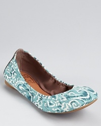 An ocean of ikat makes waves on Lucky Brand's Emmie2 flat, a flexible fabric silhouette with serious style.