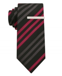 Shake up your ordinary stripes with the subtle sheen of this sophisticated Alfani skinny tie. Shake up your ordinary stripes with the subtle sheen of this sophisticated Alfani skinny tie.