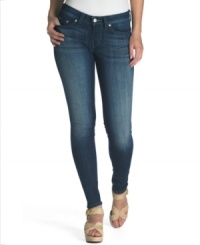 Turn to Levi's 535 dark wash denim leggings for your perfect, every day denim style. Turn to Levi's 535 dark wash denim leggings for your perfect, every day denim style.