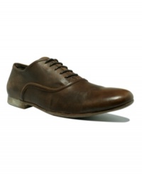 This pair of men's dress shoes proves that aged leather only gets better with time. These classic lace-up oxfords from BedStu exude true vintage sophistication. This pair of men's dress shoes proves that aged leather only gets better with time. These classic lace-up oxfords from BedStu exude true vintage sophistication.
