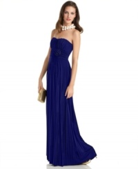 A sleek and sophisticated look from Speechless to make it a night to remember! A sleek and sophisticated look from Speechless to make it a night to remember!