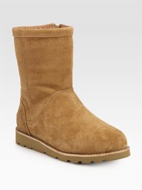 Buttery suede forms this go-to boot lined in shearling for superior comfort. Shaft, 8½Leg circumference, 14Suede upperSide zipShearling liningRubber trek solePadded insoleImported Buttery suede forms this go-to boot lined in shearling for superior comfort. Shaft, 8½Leg circumference, 14Suede upperSide zipShearling liningRubber trek solePadded insoleImported