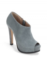THE LOOKPeep-toeKid suede upperSide zipperPadded insoleSelf-covered heel, 4¾ (120mm)Self-covered platform, 1 (25mm)Compares to a 3¾ heel (95mm)THE MATERIALSuede upperLeather lining and soleORIGINImported THE LOOKPeep-toeKid suede upperSide zipperPadded insoleSelf-covered heel, 4¾ (120mm)Self-covered platform, 1 (25mm)Compares to a 3¾ heel (95mm)THE MATERIALSuede upperLeather lining and soleORIGINImported