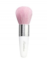 The Meteorites Brush mixes all the different shades into separate color harmonies, creating a genuine veil of perfection for a women's face. This soft-bristle brush picks up just the right amount of powder for a flawless finish. The Meteorites Brush mixes all the different shades into separate color harmonies, creating a genuine veil of perfection for a women's face. This soft-bristle brush picks up just the right amount of powder for a flawless finish.