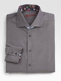 A fresh spin on a sartorial standard, dobby-woven in pure cotton with a hint of personality inside the collar and cuffs. Buttonfront Spread collar Cotton Machine wash Imported A fresh spin on a sartorial standard, dobby-woven in pure cotton with a hint of personality inside the collar and cuffs. Buttonfront Spread collar Cotton Machine wash Imported