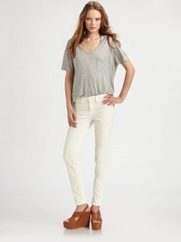 Rock your whites in ultra-skinny stretch twill, finished with a chic natural rise.THE FITSlim fitRise, about 8Inseam, about 28THE DETAILSZip flyFive-pocket style98% cotton/2% elastaneMachine washMade in USA of imported fabricModel shown is 5'9½ (177cm) wearing US size 4. Rock your whites in ultra-skinny stretch twill, finished with a chic natural rise.THE FITSlim fitRise, about 8Inseam, about 28THE DETAILSZip flyFive-pocket style98% cotton/2% elastaneMachine washMade in USA of imported fabricModel shown is 5'9½ (177cm) wearing US size 4.