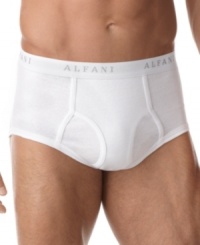 Get full coverage with this classic brief from Alfani. Get full coverage with this classic brief from Alfani.