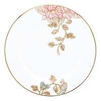 Painted Camellia brings vintage florals to life with just the right amount of color to make the dinner table unique. Draped against a gold-rimmed white canvas, delicate painted florals create a beautiful melodic feel. The salad plate, defined by a rich black background, is artfully juxtaposed to its white-bodied counterpart for a dramatic contrast. Painted Camellia brings vintage florals to life with just the right amount of color to make the dinner table unique. Draped against a gold-rimmed white canvas, delicate painted florals create a beautiful melodic feel. The salad plate, defined by a rich black background, is artfully juxtaposed to its white-bodied counterpart for a dramatic contrast.