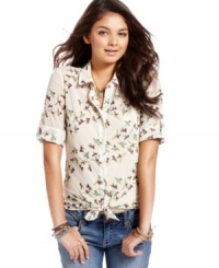 Button down style makes this top from American Rag a must-have trend for your fall closet! Button down style makes this top from American Rag a must-have trend for your fall closet!