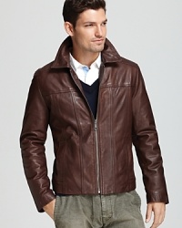 With an antique wash and vertical stitching detail, the Apex leather jacket will be your go-to jacket after work and on the weekends. With an antique wash and vertical stitching detail, the Apex leather jacket will be your go-to jacket after work and on the weekends.