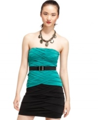 Give your night look a new attitude with this strapless top from Baby Phat that flaunts crisscross banding and a waist-cinching belt! Give your night look a new attitude with this strapless top from Baby Phat that flaunts crisscross banding and a waist-cinching belt!