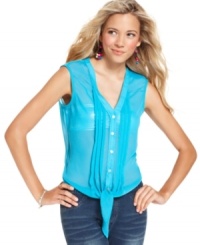 Eyeshadow unites sheer style with tie-front design on a summer-loving blouse that suits your easygoing fashion code! Eyeshadow unites sheer style with tie-front design on a summer-loving blouse that suits your easygoing fashion code!