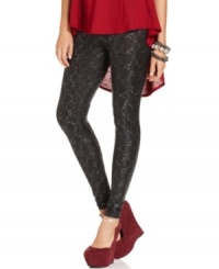 Jessica Simpson brings us urban edge with uptown flair with these fierce snakeskin-print leggings! Hot pants made for hot chicks! Jessica Simpson brings us urban edge with uptown flair with these fierce snakeskin-print leggings! Hot pants made for hot chicks!