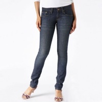 Levi's Juniors 524 Skinny Jean, Premium Dark, 1 Short Levi's Juniors 524 Skinny Jean, Premium Dark, 1 Short