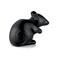 A true recollection of childhood, the mouse feeds the imagination of fairy tales. Always playful, it is one of the smallest pieces in Lalique's rich animal kingdom. It is for the first time brought to life in satin black crystal. A true recollection of childhood, the mouse feeds the imagination of fairy tales. Always playful, it is one of the smallest pieces in Lalique's rich animal kingdom. It is for the first time brought to life in satin black crystal.