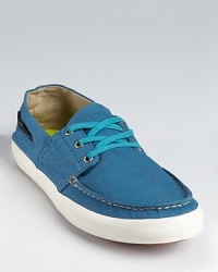 Tretorn puts a twist on the classic boat shoe so you can finish off your casual cool look with an extra dose of color.