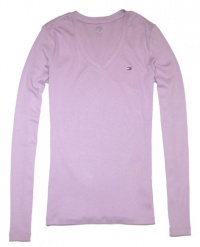 Tommy Hilfiger Women Long Sleeve Logo V-Neck T-Shirt Tommy Hilfiger Women Long Sleeve Logo V-Neck T-Shirt