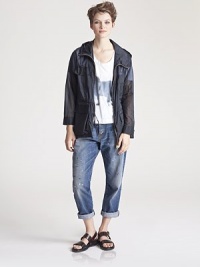 Paint-spattered stonewashed denim, tailored in a loose-fitting style that brings to mind a well-worn favorite.Zip fly with button closureFive-pocket styleCuffed legPaint spatter detailsCottonDry cleanImportedModel shown is 5'10 (177cm) wearing US size 4. Paint-spattered stonewashed denim, tailored in a loose-fitting style that brings to mind a well-worn favorite.Zip fly with button closureFive-pocket styleCuffed legPaint spatter detailsCottonDry cleanImportedModel shown is 5'10 (177cm) wearing US size 4.